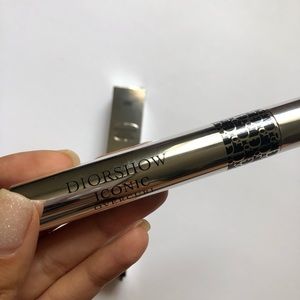 NEW! Dior Iconic Overcurl